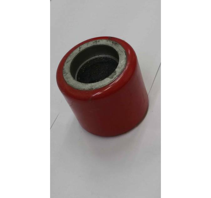 BBT 80x70 Mold On PU (YY Front) Load Capacity 400kg