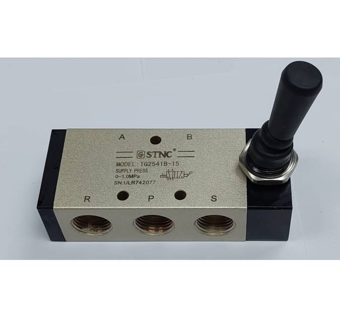 2 Position 5 Port Hand Valve 1/2"