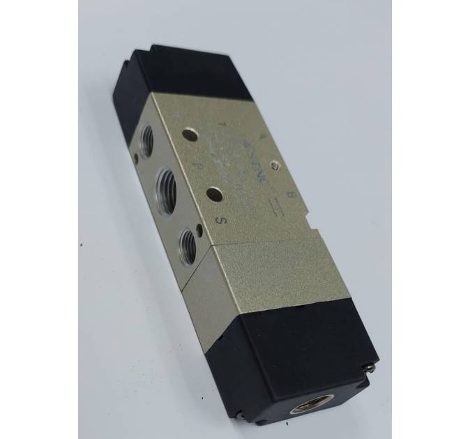 3 Position 5 Port Air Valve Center Closed